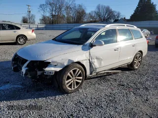2009 Volkswagen Passat Komfort with VIN WVWXK93C19E078001, listed as a Copart auction lot 87533095 with 123,490 mi miles and Salvage title. Bid and sale history available at DreamBid. Image 1.