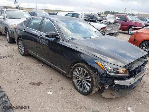 2015 Hyundai Genesis 3.8L with VIN KMHGN4JE3FU032746, listed as a IAAI auction lot 41530007 with 114,430 mi miles. Bid and sale history available at carsss.com. Image 1.