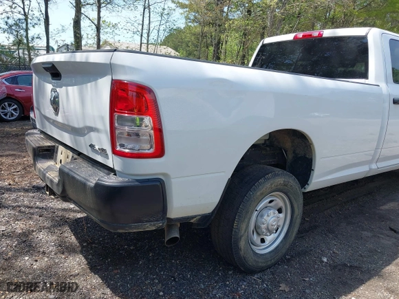 2022 Ram 2500 Tradesman with VIN 3C6UR5HJ5NG202232, listed as a IAAI auction lot 42069847 with 93,426 mi miles. Bid and sale history available at carsss.com. Image 6.