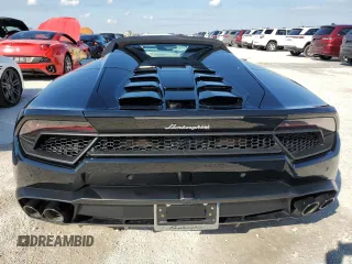 2018 Lamborghini Huracan z VIN ZHWUR2ZF5JLA10561, wystawiony jako Copart lot #75416254 z przebiegiem Nie podano mil oraz Nie do naprawy. Historia ofert i sprzedaży dostępna na DreamBid. Obrazek 6.