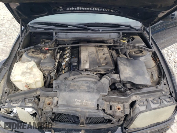 2001 BMW 3 Series 325i with VIN WBAAV334X1EE77884, listed as a Copart auction lot 52754205 with 0 mi miles and Clean Title. Bid and sale history available at carsss.com. Image 11.