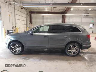 2014 Audi Q7 3.0T Premium Plus with VIN WA1LGAFE7ED004302, listed as a IAAI auction lot 41793547 with 157,351 mi miles. Bid and sale history available at carsss.com. Image 14.