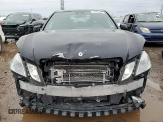 2010 Mercedes-Benz E-Class E 550 Luxury with VIN WDDHF9AB8AA233258, listed as a Copart auction lot 45865695 with 108,748 mi miles and Salvage Title. Bid and sale history available at carsss.com. Image 5.