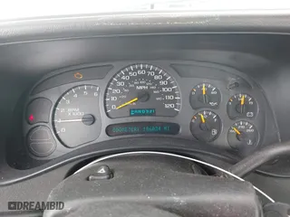 2003 Chevrolet Silverado 1500 Work Truck with VIN 2GCEC19XX31120402, listed as a IAAI auction lot 41638819 with 186,034 mi miles. Bid and sale history available at carsss.com. Image 7.