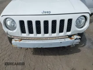 2016 Jeep Patriot High Altitude with VIN 1C4NJPFA0GD732675, listed as a IAAI auction lot 41956028 with 196,740 mi miles and . Bid and sale history available at DreamBid. Image 6.