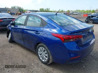 2022 Hyundai Accent SE z VIN 3KPC24A61NE185658, wystawiony jako IAAI lot #42278607 z przebiegiem 5 596 mil mil oraz . Historia ofert i sprzedaży dostępna na DreamBid. Obrazek 3.