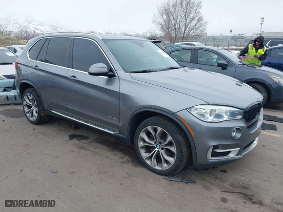 2015 BMW X5 xDrive35d with VIN 5UXKS4C54F0N11025, listed as a IAAI auction lot 41603996 with 138,540 mi miles. Bid and sale history available at carsss.com. Image 1.
