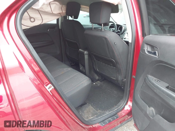 2012 Chevrolet Equinox 1LT z VIN 2GNALDEK7C1276138, wystawiony jako IAAI lot #41196159 z przebiegiem 90 451 mil mil oraz . Historia ofert i sprzedaży dostępna na DreamBid. Obrazek 8.