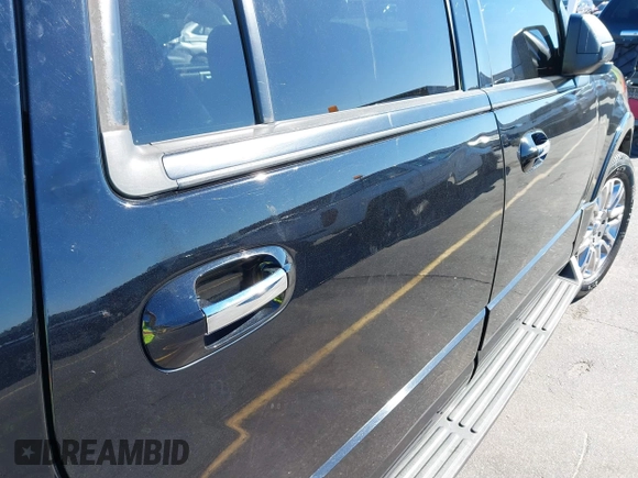 2016 Ford Expedition XLT с VIN 1FMJU1HT2GEF16740, выставлен на аукционе IAAI как лот 41358594 с пробегом 147 983 миль миль и . История ставок и продаж доступна на DreamBid. Изображение 21.