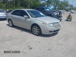 2010 Lincoln MKZ with VIN 3LNHL2GC8AR754217, listed as a IAAI auction lot 41898803 with 114,592 mi miles. Bid and sale history available at carsss.com. Image 1.