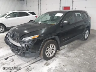 2016 Jeep Cherokee Sport with VIN 1C4PJMAS3GW138870, listed as a IAAI auction lot 41346369 with 60,095 mi miles. Bid and sale history available at carsss.com. Image 17.