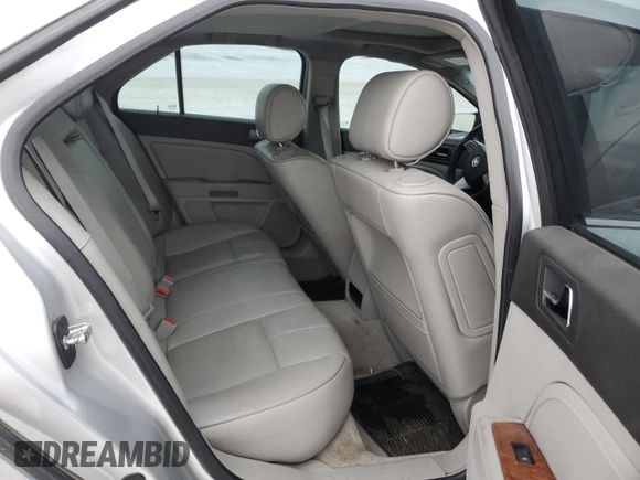 2011 Cadillac STS RWD z VIN 1G6DW6ED4B0120954, wystawiony jako Copart lot #42792695 z przebiegiem Nie podano mil oraz Szkoda całkowita • Salvage title. Historia ofert i sprzedaży dostępna na DreamBid. Obrazek 10.