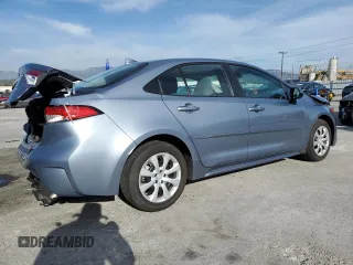 2022 Toyota Corolla LE with VIN 5YFEPMAE7NP303616, listed as a Copart auction lot 48185395 with 31,007 mi miles and Salvage Title. Bid and sale history available at carsss.com. Image 3.