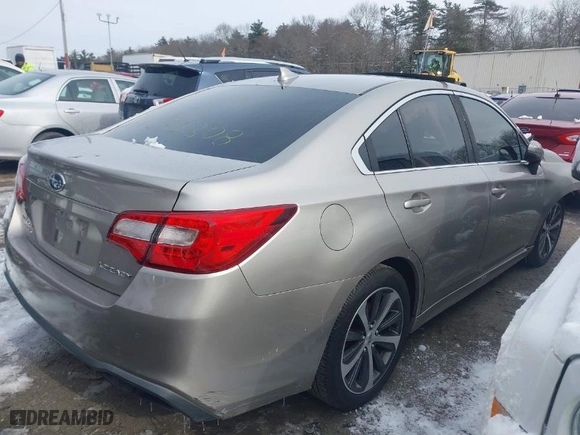 2018 Subaru Legacy Limited with VIN 4S3BNAN6XJ3044097, listed as a IAAI auction lot 41307369 with 110,593 mi miles. Bid and sale history available at carsss.com. Image 4.