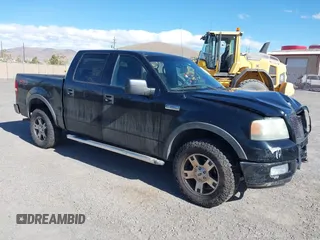 2004 Ford F-150 XLT with VIN 1FTPW14504KB31173, listed as a IAAI auction lot 41795466 with 192,950 mi miles. Bid and sale history available at carsss.com. Image 1.
