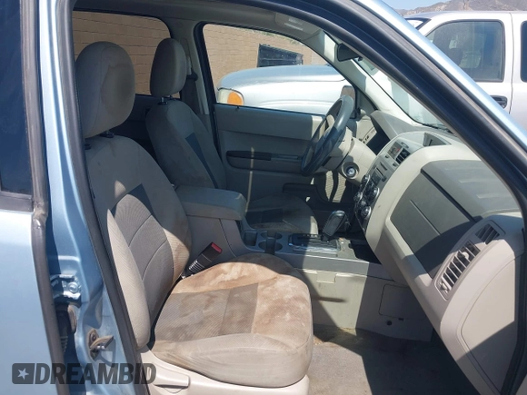 2008 Ford Escape Hybrid with VIN 1FMCU49H58KD57963, listed as a IAAI auction lot 42588648 with 177,409 mi miles and . Bid and sale history available at DreamBid. Image 5.