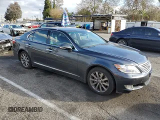 2011 Lexus LS 460 z VIN JTHBL5EF7B5105035, wystawiony jako Copart lot #43876075 z przebiegiem 67 647 mil mil oraz Szkoda całkowita • Salvage title. Historia ofert i sprzedaży dostępna na DreamBid. Obrazek 4.