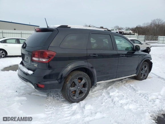 2019 Dodge Journey Crossroad with VIN 3C4PDCGG5KT820491, listed as a Copart auction lot 44510735 with 104,511 mi miles and Salvage Title. Bid and sale history available at carsss.com. Image 3.