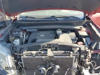 2015 Nissan Pathfinder S z VIN 5N1AR2MN6FC709448, wystawiony jako Copart lot #49343935 z przebiegiem 139 737 mil mil oraz Szkoda całkowita • Salvage title. Historia ofert i sprzedaży dostępna na DreamBid. Obrazek 13.