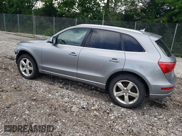 2010 Audi Q5 Premium Plus with VIN WA1LKAFPXAA047477, listed as a Copart auction lot 61100405 with 126,396 mi miles and Salvage title. Bid and sale history available at DreamBid. Image 2.