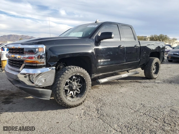 2019 Chevrolet Silverado 1500 LD LT with VIN 2GCRCPEC0K1105123, listed as a Copart auction lot 41518785 with 49,331 mi miles and Salvage Title. Bid and sale history available at carsss.com. Image 1.