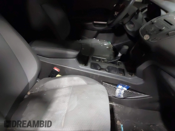 2017 Ford Escape SE with VIN 1FMCU9GD0HUD61453, listed as a IAAI auction lot 41596562 with 173,803 mi miles and . Bid and sale history available at DreamBid. Image 5.