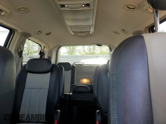 2010 Chrysler Town & Country Touring Plus with VIN 2A4RR8D18AR394752, listed as a Copart auction lot 52367295 with 157,320 mi miles and Salvage Title. Bid and sale history available at DreamBid. Image 10.