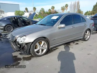 2005 Mercedes-Benz C 230 Kompressor with VIN WDBRF40J25A774109, listed as a IAAI auction lot 42010040 with 39,511 mi miles and . Bid and sale history available at DreamBid. Image 2.