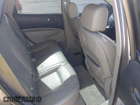 2009 Nissan Rogue S with VIN JN8AS58VX9W440060, listed as a IAAI auction lot 42067756 with 117,849 mi miles. Bid and sale history available at carsss.com. Image 8.