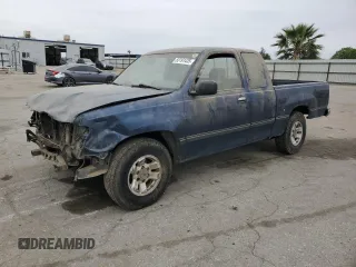 1995 Toyota T100 DX with VIN JT4VD12E5S0013290, listed as a Copart auction lot 53191435 with 379,351 mi miles and Clean Title. Bid and sale history available at carsss.com. Image 1.