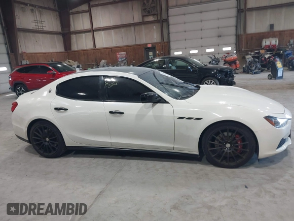 2016 Maserati Ghibli S Q4 с VIN ZAM57RTA6G1173547, выставлен на аукционе IAAI как лот 41823427 с пробегом 70 506 миль миль и . История ставок и продаж доступна на DreamBid. Изображение 13.