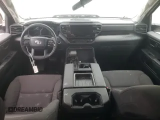 2023 Toyota Tundra SR z VIN 5TFKB5DB2PX073626, wystawiony jako Copart lot #71671243 z przebiegiem 1 188 mil mil oraz . Historia ofert i sprzedaży dostępna na DreamBid. Obrazek 8.