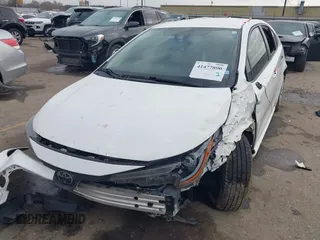 2022 Toyota Corolla LE with VIN JTDEPMAE3N3005878, listed as a IAAI auction lot 41477890 with 79,480 mi miles. Bid and sale history available at carsss.com. Image 2.