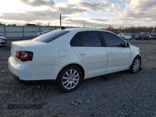 2008 Volkswagen Jetta Sedan S with VIN 3VWJZ71K68M169397, listed as a Copart auction lot 88864835 with 111,922 mi miles and Salvage Title. Bid and sale history available at carsss.com. Image 3.