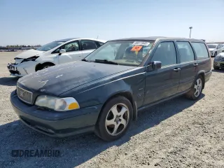 1998 Volvo V70 T5 with VIN YV1LW5346W2383926, listed as a Copart auction lot 48811945 with Not provided miles and Clean title. Bid and sale history available at DreamBid. Image 1.