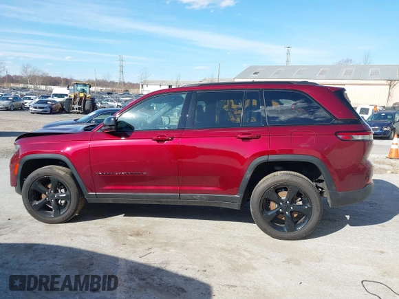 2025 Jeep Grand Cherokee Laredo with VIN 1C4RJHAG9SC287175, listed as a IAAI auction lot 41856266 with 2,495 mi miles and . Bid and sale history available at DreamBid. Image 15.