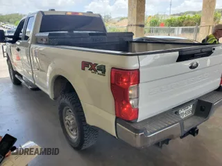 2022 Ford F-250 XL with VIN 1FT7X2B61NED55504, listed as a IAAI auction lot 42616391 with 74,446 mi miles and . Bid and sale history available at DreamBid. Image 4.