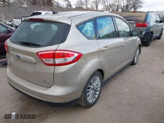 2018 Ford C-Max Hybrid SE with VIN 1FADP5AU2JL104586, listed as a IAAI auction lot 41052846 with 1 mi miles. Bid and sale history available at carsss.com. Image 4.