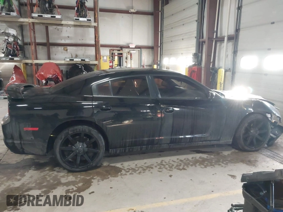 2012 Dodge Charger SXT with VIN 2C3CDXHG5CH132185, listed as a IAAI auction lot 41436027 with 209,648 mi miles. Bid and sale history available at carsss.com. Image 13.