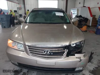 2007 Hyundai Azera GLS with VIN KMHFC46D07A201772, listed as a IAAI auction lot 41212596 with 314,234 mi miles. Bid and sale history available at carsss.com. Image 12.