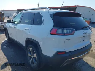 2020 Jeep Cherokee Limited z VIN 1C4PJLDB4LD595411, wystawiony jako IAAI lot #42036551 z przebiegiem 65 087 mil mil oraz . Historia ofert i sprzedaży dostępna na DreamBid. Obrazek 3.