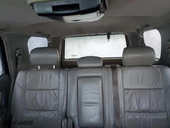2004 Toyota Sequoia Limited with VIN 5TDZT38A84S211270, listed as a Copart auction lot 43086415 with 227,050 mi miles and Clean Title. Bid and sale history available at carsss.com. Image 10.