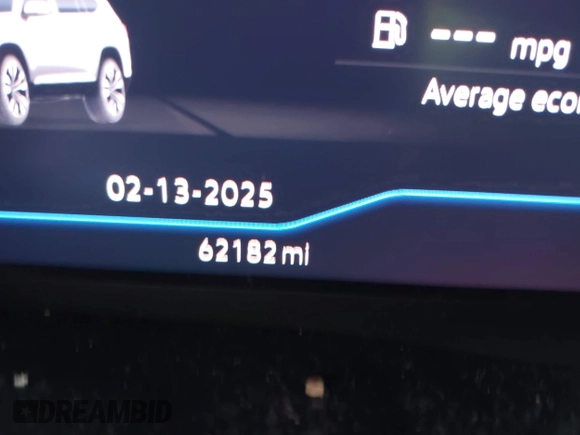 2021 Volkswagen Atlas SEL Premium z VIN 1V2TR2CA2MC588943, wystawiony jako IAAI lot #41558964 z przebiegiem 62 182 mil mil oraz . Historia ofert i sprzedaży dostępna na DreamBid. Obrazek 7.