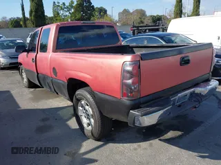 2000 Chevrolet Silverado 1500 with VIN 2GCEC19W6Y1117267, listed as a IAAI auction lot 41414335 with 255,802 mi miles and . Bid and sale history available at DreamBid. Image 3.