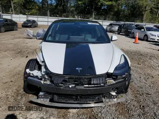 2021 Tesla Model 3 Standard Range Plus z VIN 5YJ3E1EA2MF098140, wystawiony jako Copart lot #73658044 z przebiegiem 118 452 mil mil oraz Szkoda całkowita • Salvage title. Historia ofert i sprzedaży dostępna na DreamBid. Obrazek 5.