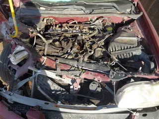2001 Nissan Sentra GXE z VIN 3N1CB51D11L420105, wystawiony jako IAAI lot #42344077 z przebiegiem 228 870 mil mil oraz . Historia ofert i sprzedaży dostępna na DreamBid. Obrazek 10.