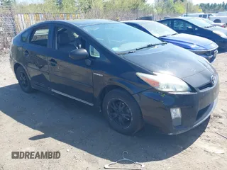 2010 Toyota Prius II with VIN JTDKN3DU7A0024029, listed as a IAAI auction lot 42171940 with 525,490 mi miles. Bid and sale history available at carsss.com. Image 1.