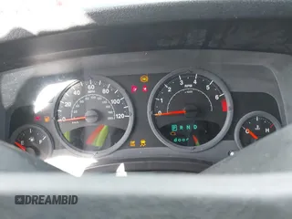2007 Jeep Patriot Sport with VIN 1J8FT28WX7D372785, listed as a IAAI auction lot 40845970 with 200,000 mi miles and . Bid and sale history available at DreamBid. Image 7.