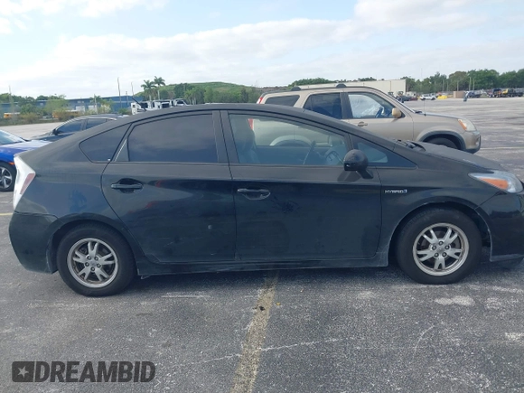 2011 Toyota Prius I with VIN JTDKN3DU4B1463121, listed as a IAAI auction lot 42057548 with 242,575 mi miles. Bid and sale history available at carsss.com. Image 12.