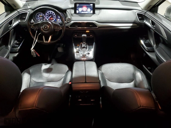 2019 Mazda CX-9 Touring with VIN JM3TCBCY5K0313329, listed as a Copart auction lot 52027355 with 83,469 mi miles and Clean title. Bid and sale history available at DreamBid. Image 8.